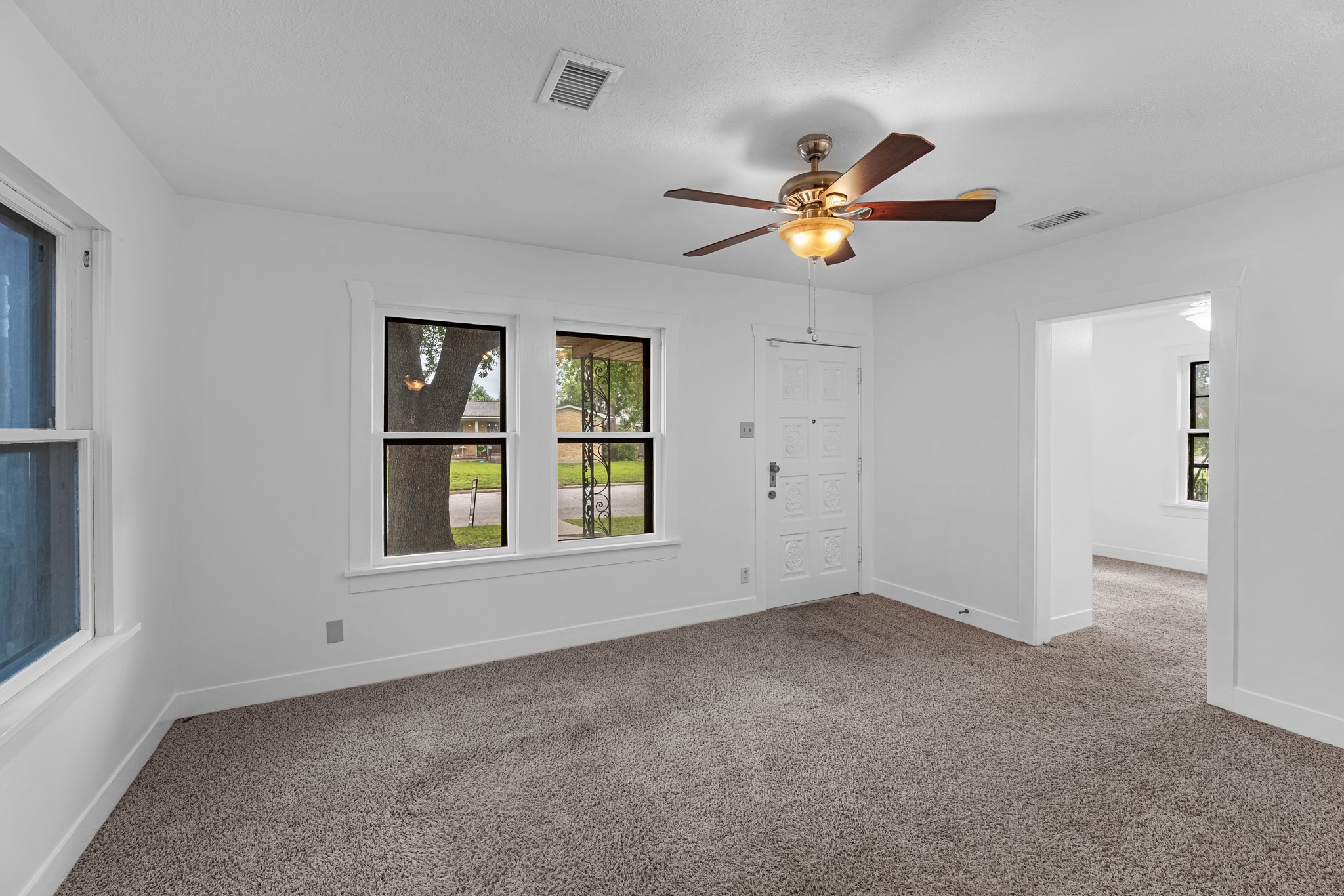 512 Gale Street Houston, TX 77009 - Photo 13 of 22