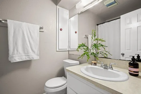 $305,000 | 405 East Grady Drive, Austin, TX 78753