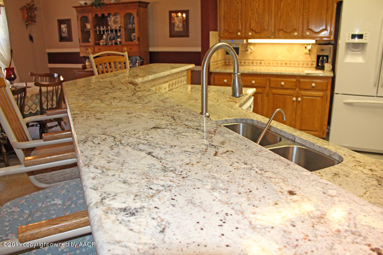 11900 Dowell Road Amarillo, TX 79119 - Photo 30 of 71 Kitchen Granite