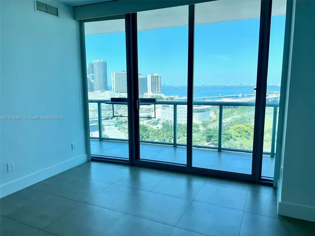 $540,000 | 888 Biscayne Boulevard, Unit 1811, Miami, FL 33132
