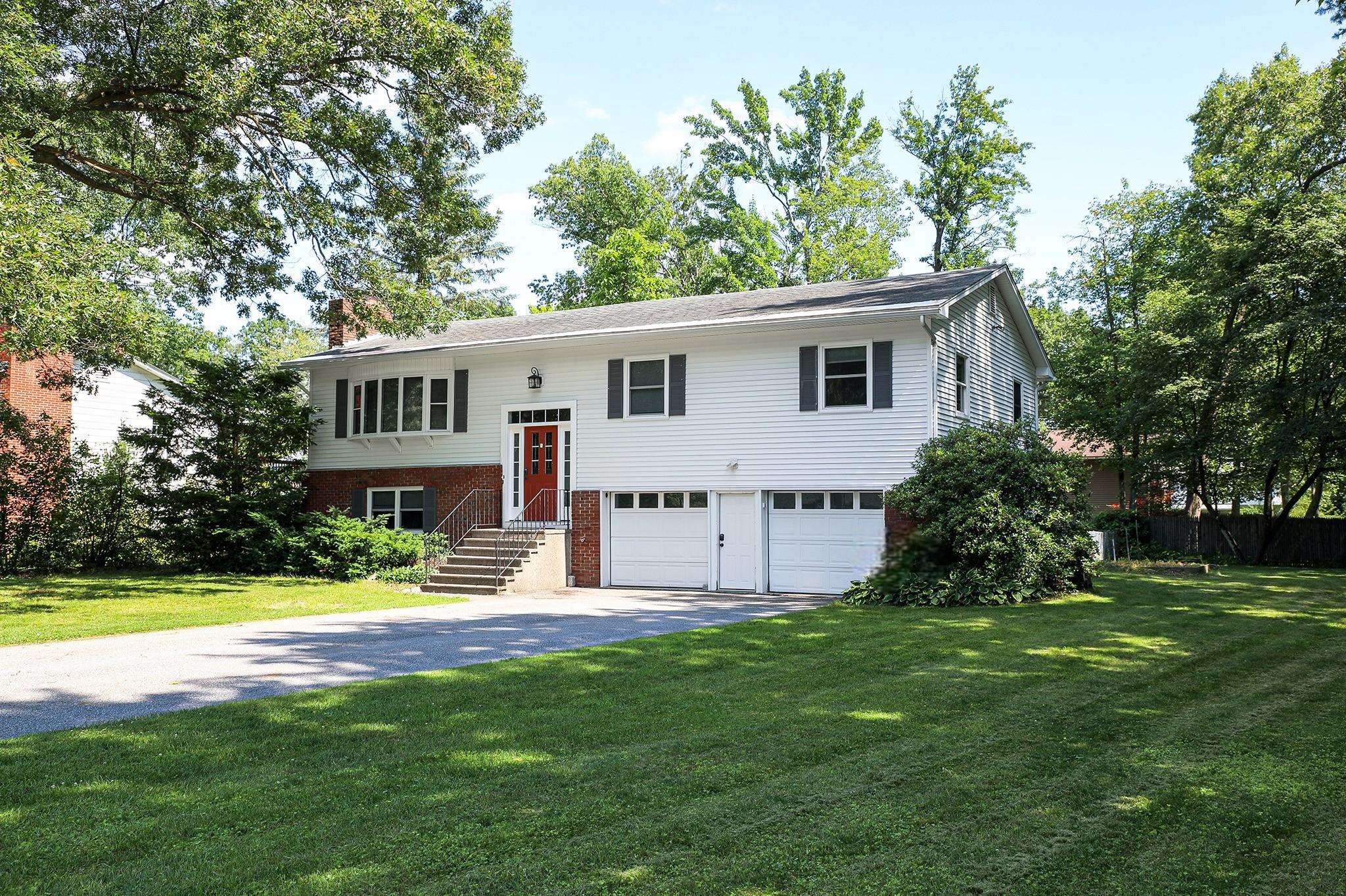 268 Rudgate Road Colchester, VT 05446 - Photo 1 of 28 Gallery Image 1