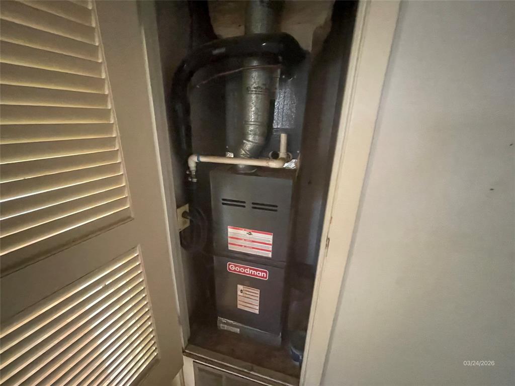 1100 Poe Street Azle, TX 76020 - Photo 17 of 18