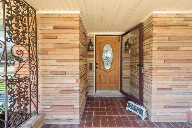 $2,495 | 3830 Linkwood Drive, Houston, TX 77025
