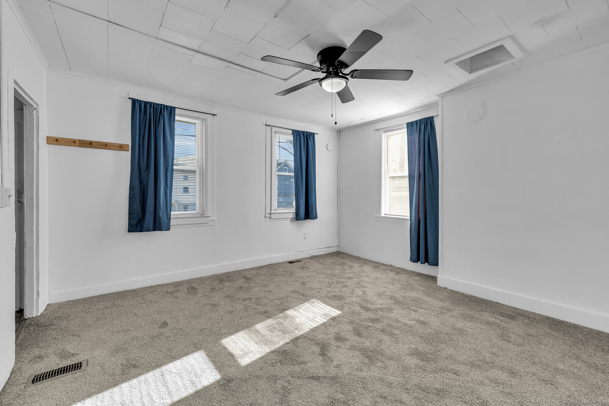58 Spring Street Enfield, CT 06082 - Photo 14 of 24