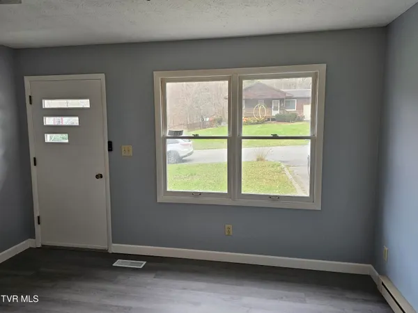 $1,600 | 1303 Adobe Drive, Unit 40, Johnson City, TN 37601