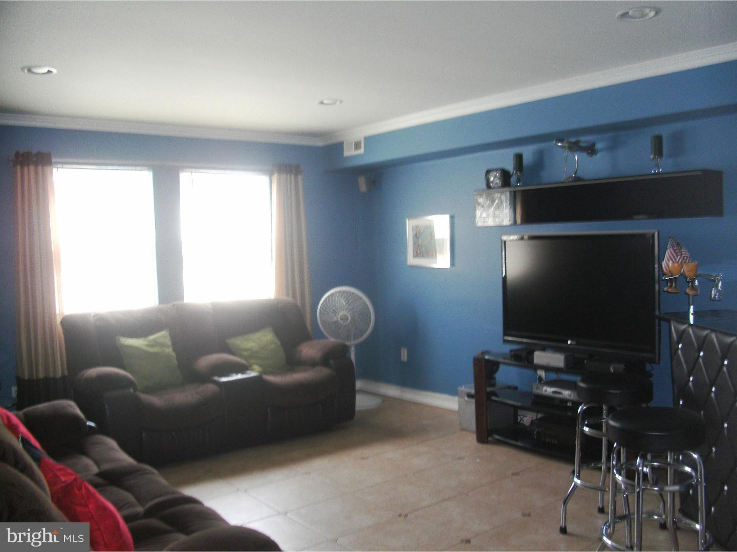 536 Eggert Crossing Road Ewing, NJ 08638 - Photo 17 of 25 Family Room