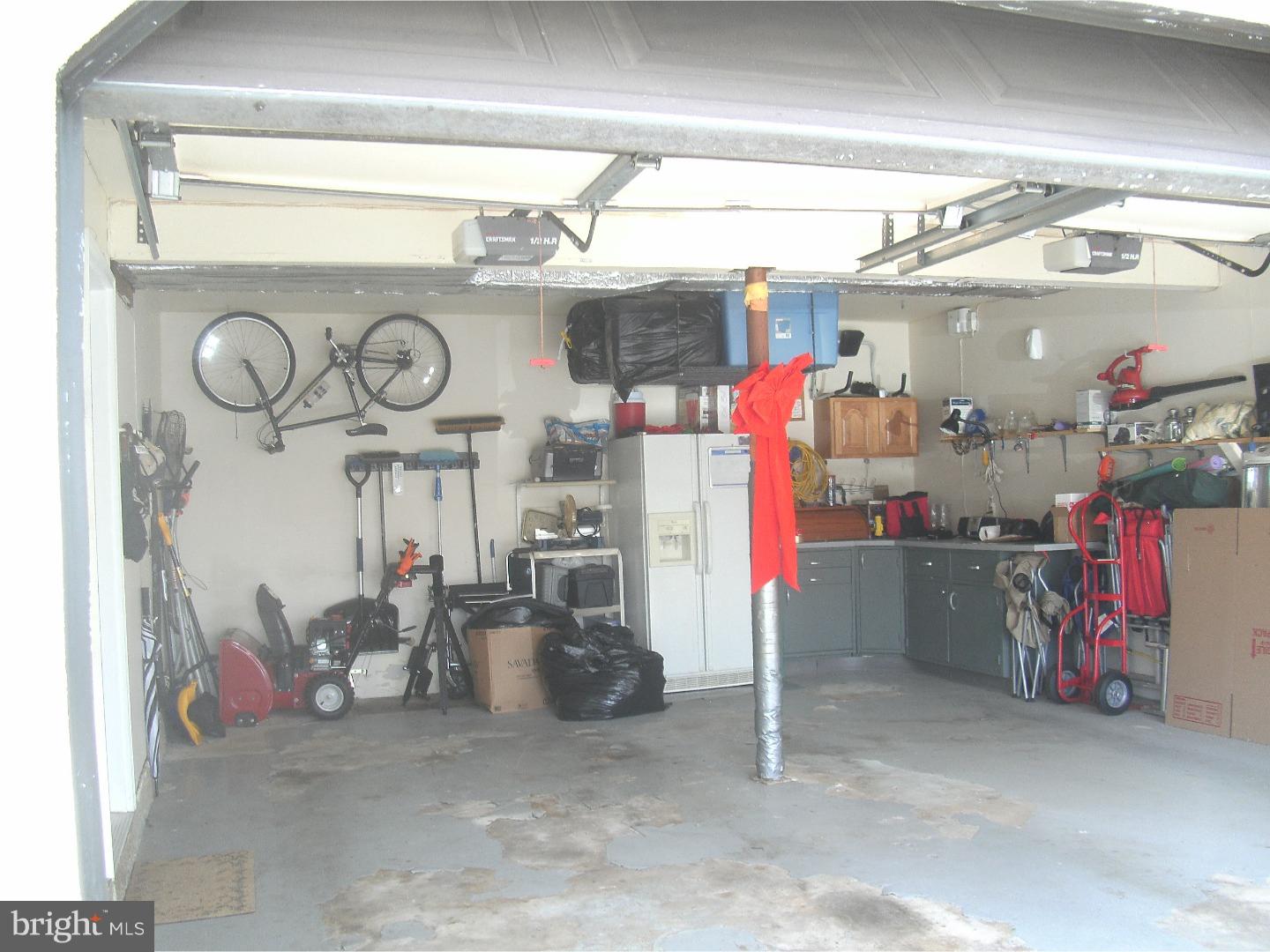 536 Eggert Crossing Road Ewing, NJ 08638 - Photo 20 of 25 Garage