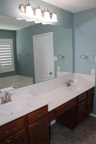 $2,750 | 829 Dogwood Trail, Aubrey, TX 76227