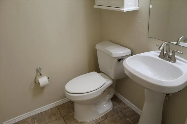 $2,750 | 829 Dogwood Trail, Aubrey, TX 76227