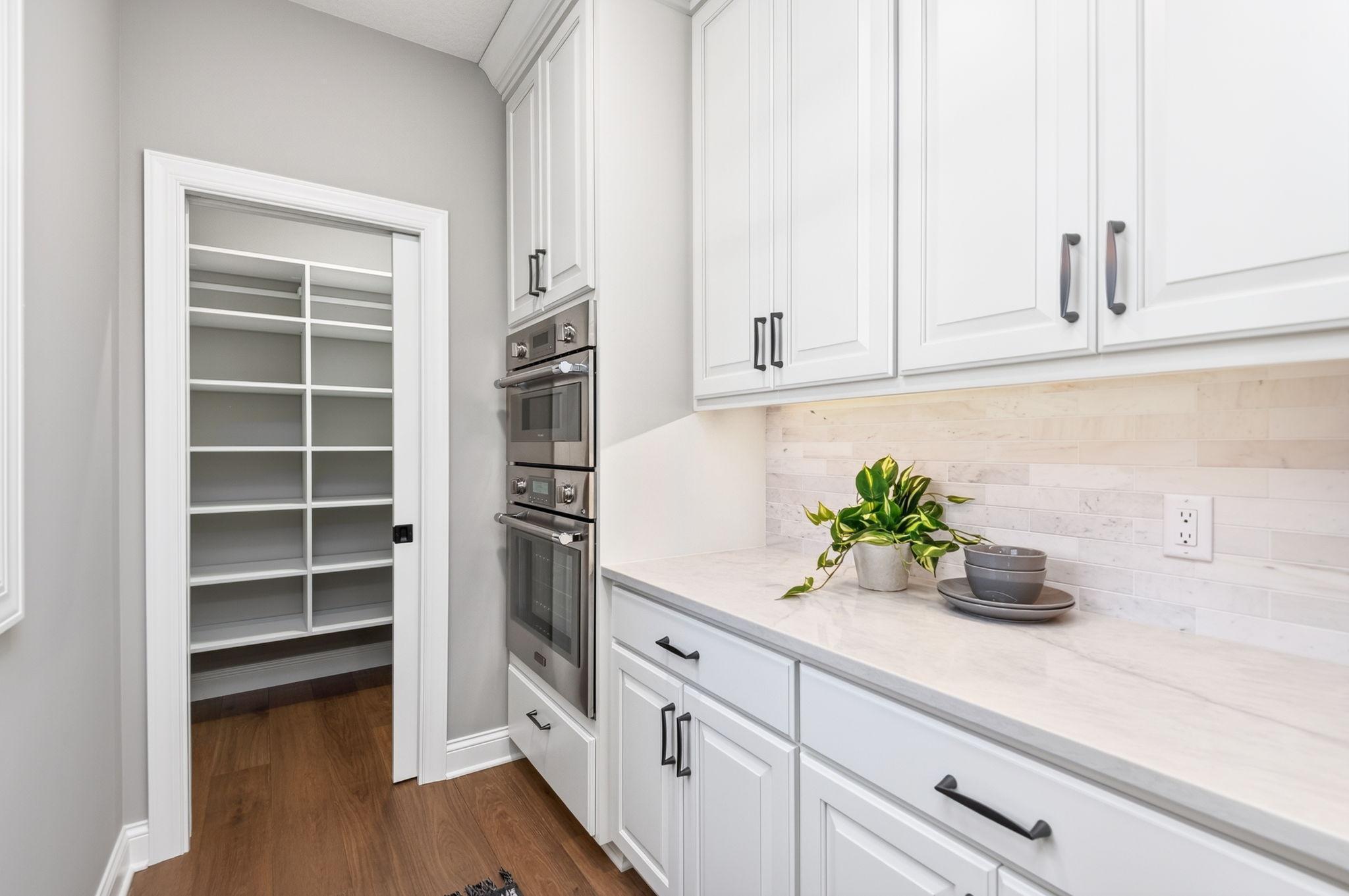 5034 Sparrow Road Minnetonka, MN 55345 - Photo 17 of 63