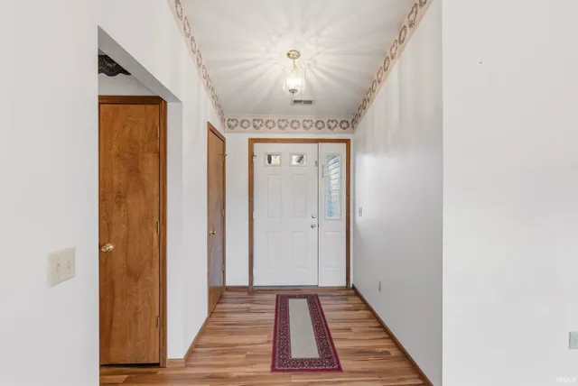 $210,000 | 609 Greenwood Trail, Ossian, IN 46777