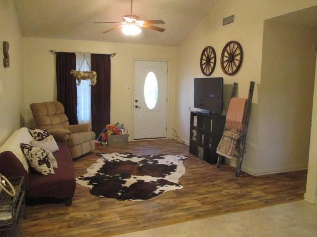 344 Walker Road Pollock, LA 71467 - Photo 8 of 23 Gallery Image 8