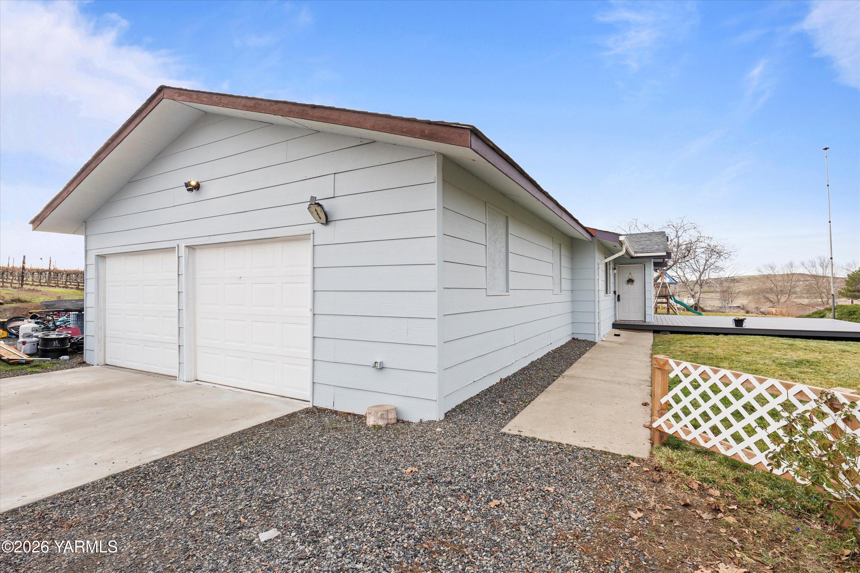 460 Sun Acres Road Zillah, WA 98953 - Photo 31 of 45 460 Sun Acres Rd 38