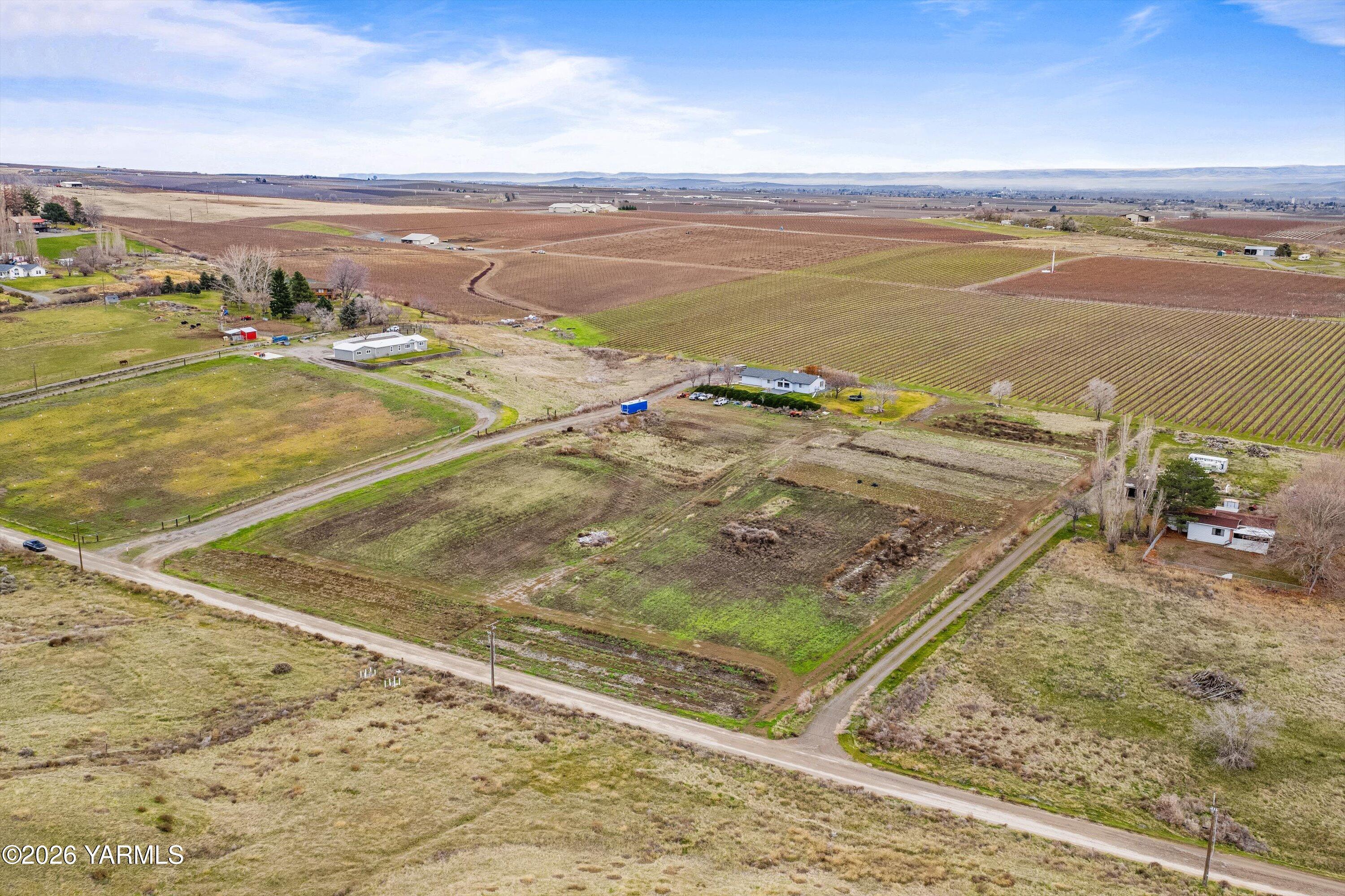 460 Sun Acres Road Zillah, WA 98953 - Photo 40 of 45 460 Sun Acres Rd 44