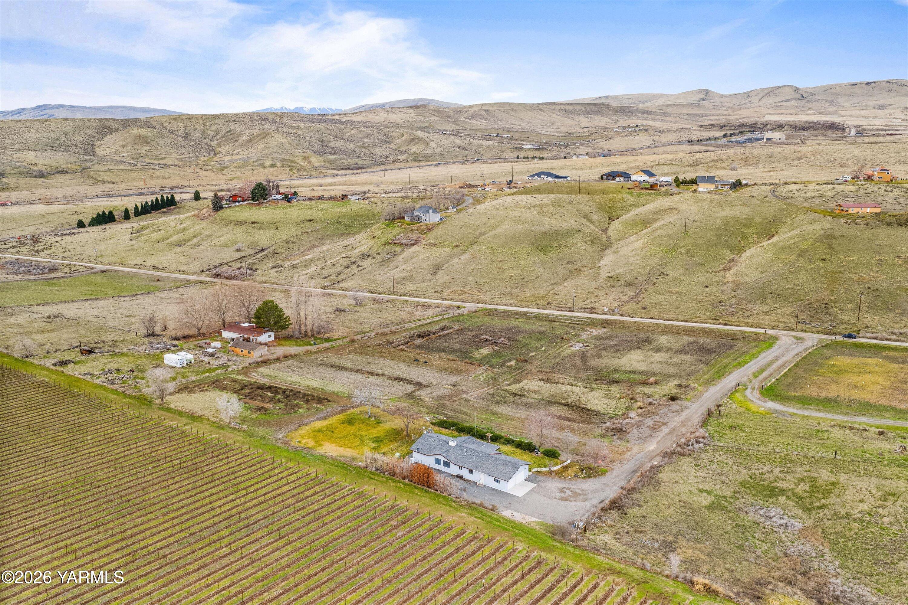 460 Sun Acres Road Zillah, WA 98953 - Photo 41 of 45 460 Sun Acres Rd 4