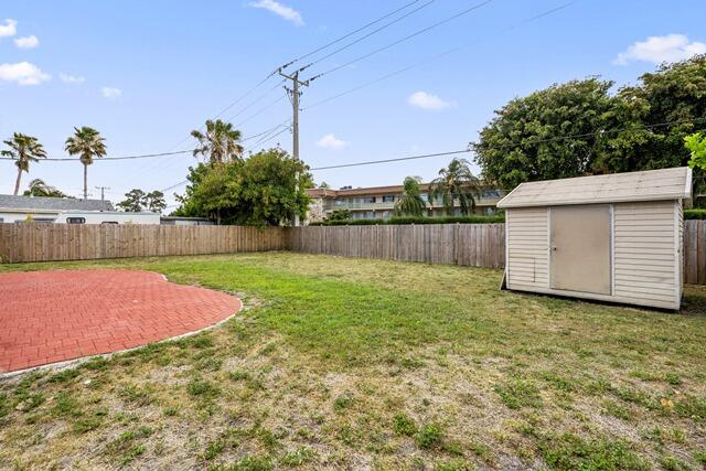 421 Kirk Road Palm Springs, FL 33461 - Photo 21 of 26 Huge Back Yard