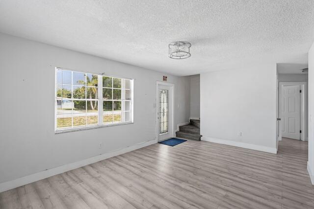 421 Kirk Road Palm Springs, FL 33461 - Photo 9 of 26 Great Room