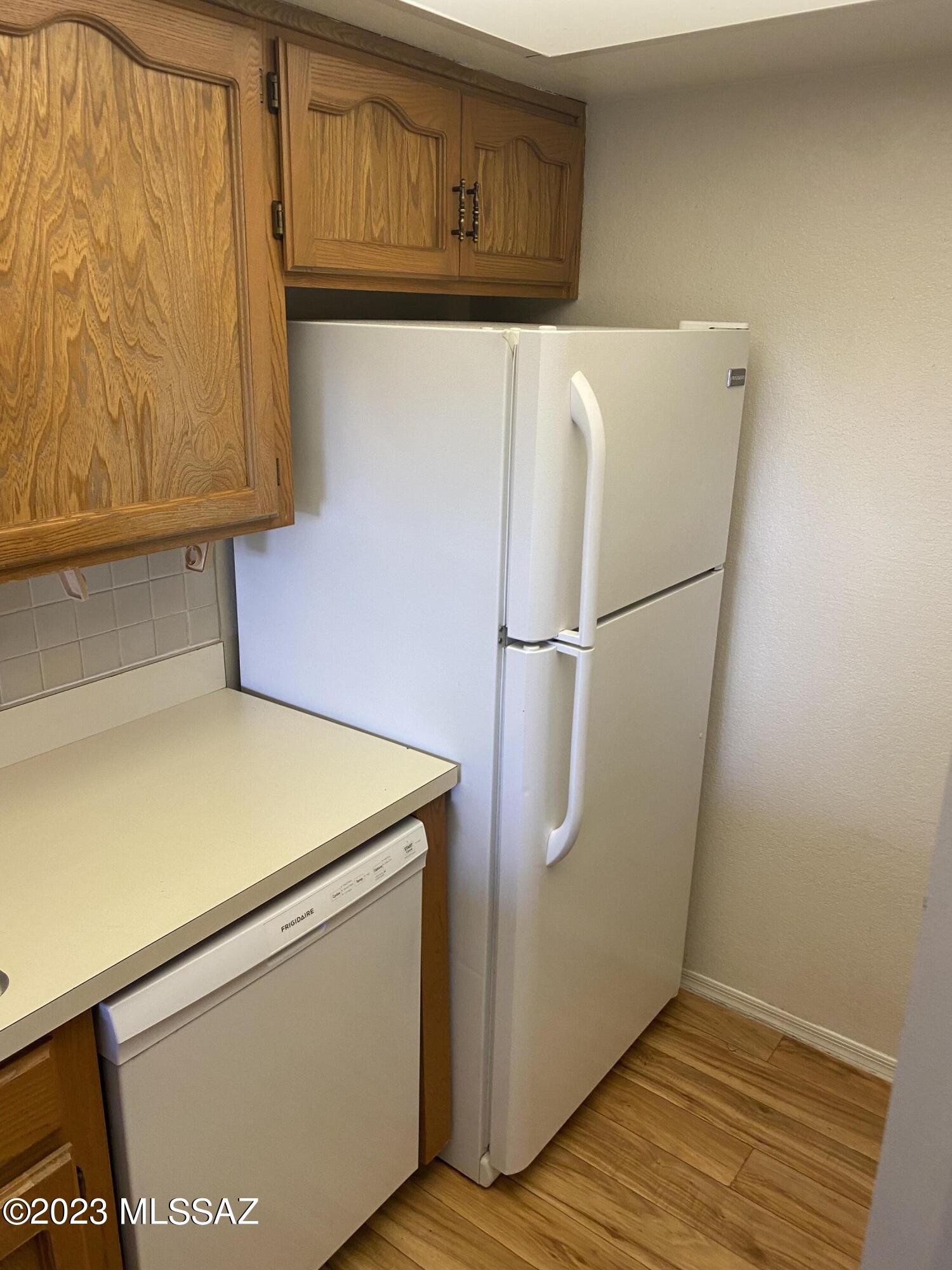 1200 East River Road, Unit J132 Tucson, AZ 85718 - Photo 7 of 10