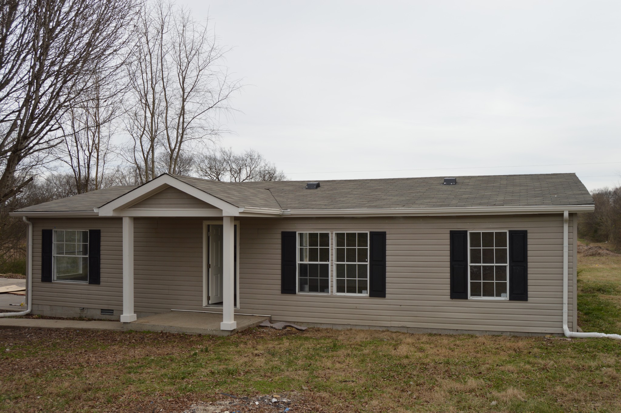 1228 Littleton Ranch Road Castalian Springs, TN 37031 - Photo 1 of 20 Gallery Image 1