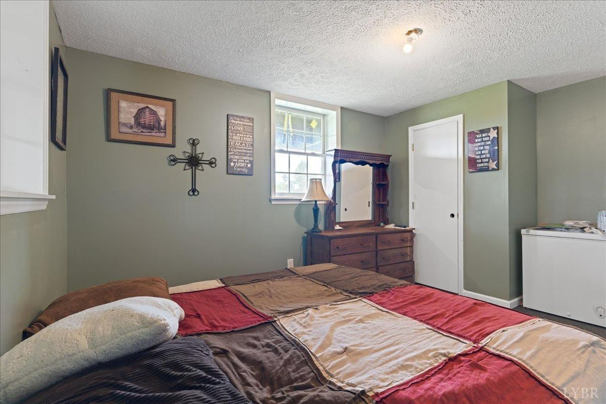 2352 Red Oak School Road Concord, VA 24538 - Photo 18 of 37 Gallery Image 18