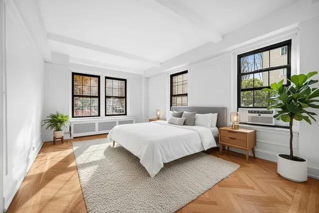 $850,000 | 90 8th Avenue, Unit 1A | Park Slope