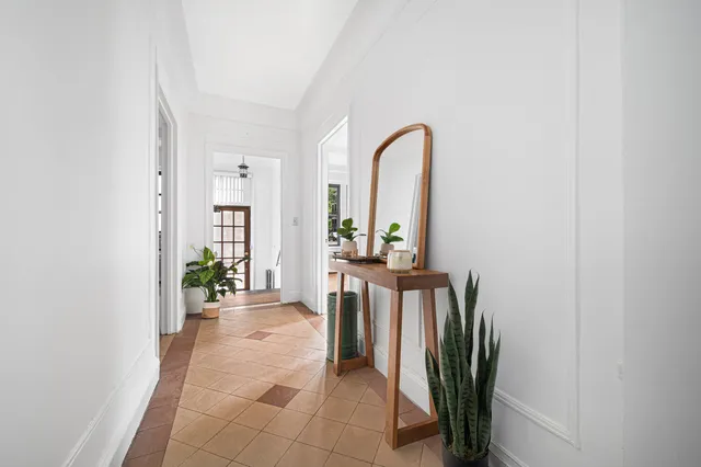 $850,000 | 90 8th Avenue, Unit 1A | Park Slope