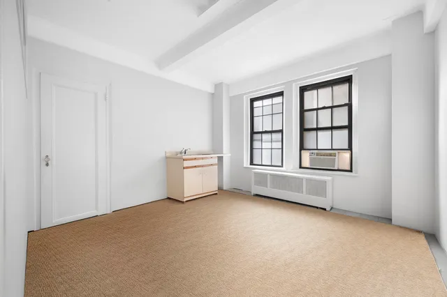 $850,000 | 90 8th Avenue, Unit 1A | Park Slope