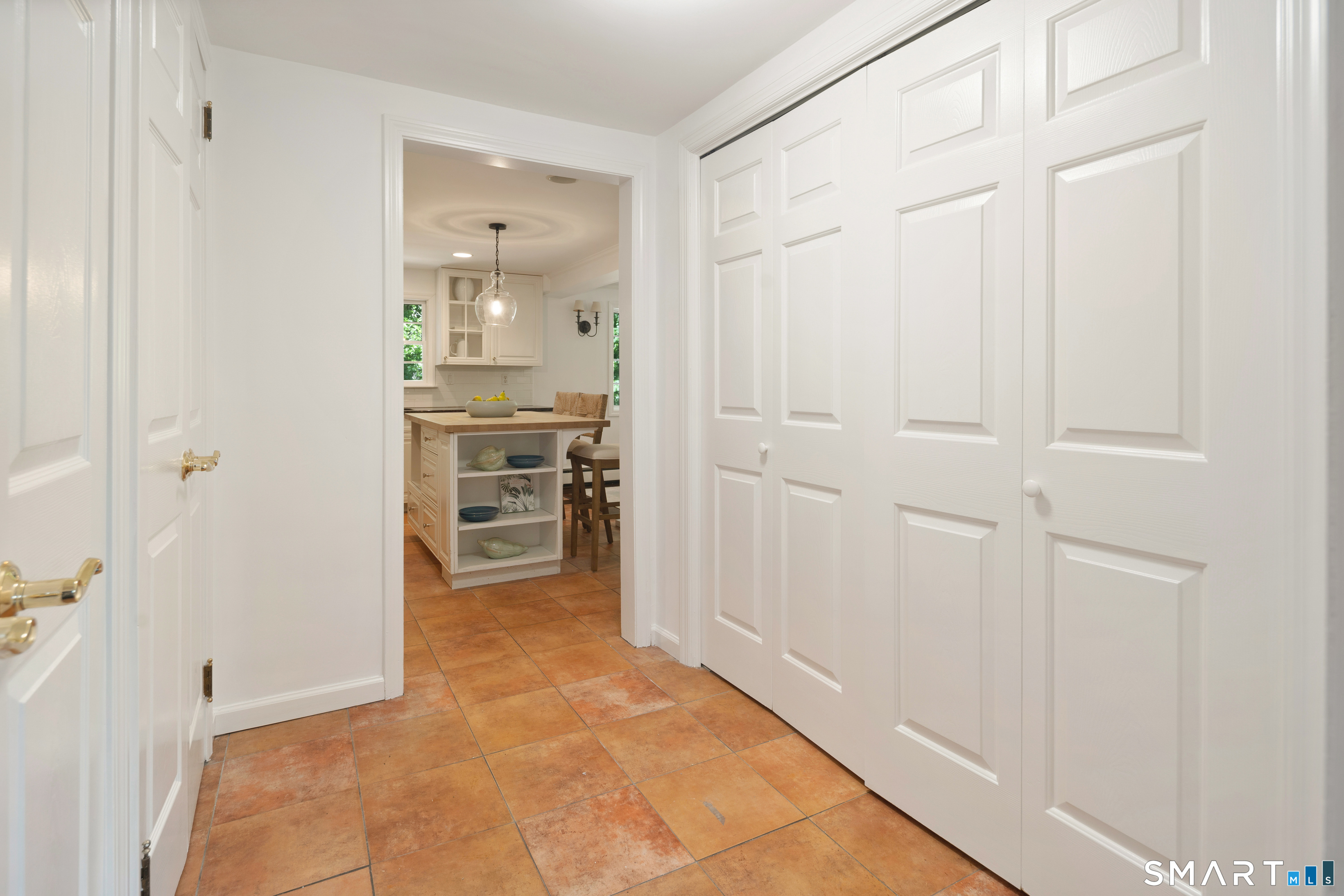 22 Powder Horn Road Norwalk, CT 06850 - Photo 17 of 37