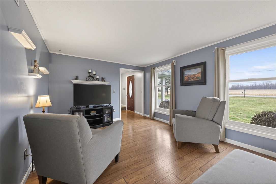 532 Parma Center Road Parma, NY 14468 - Photo 2 of 27