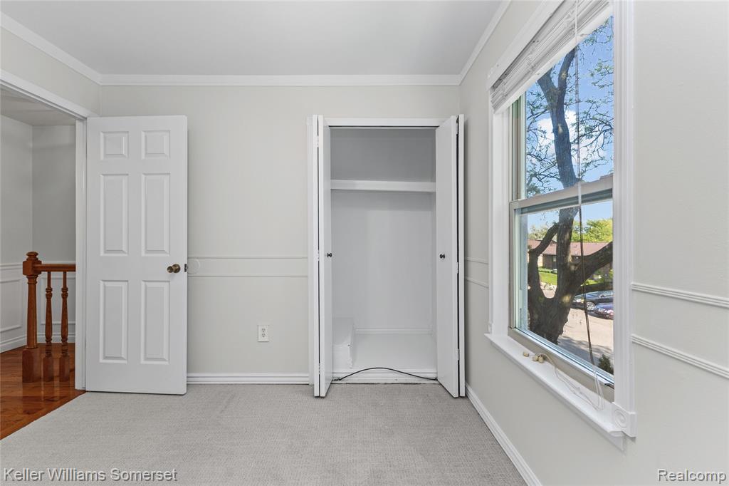 2907 Roundtree Drive Troy, MI 48083 - Photo 24 of 33