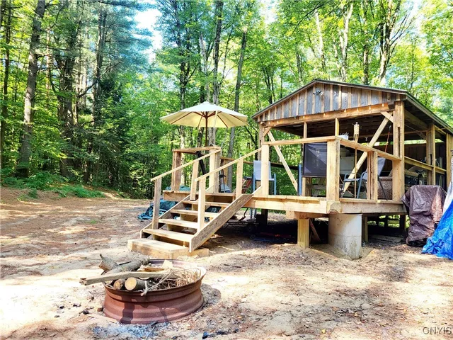 $169,900 | 179 Albion Cross Road, Parish, NY 13131