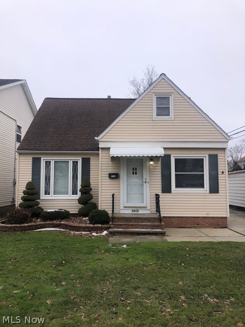 5918 Edgewood Road Cleveland, OH 44124 - Photo 1 of 33 WELCOME HOME!