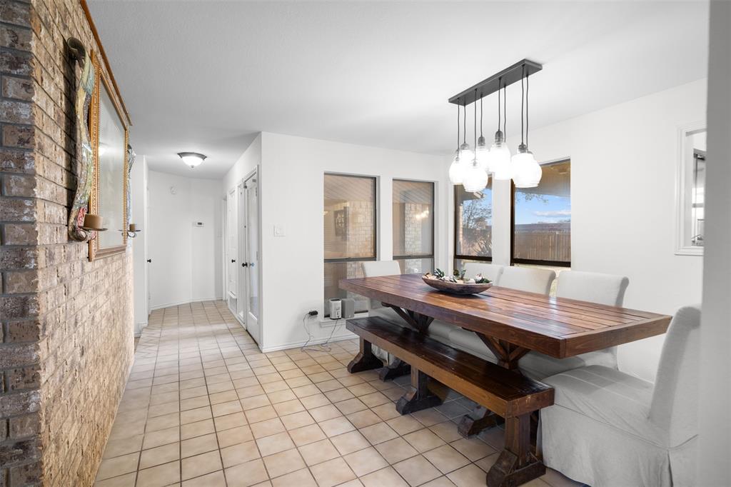 404 Laurel Trail North Terrell, TX 75160 - Photo 10 of 39 a room with gym equipment