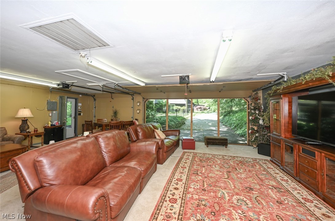 3530 Brush Road Richfield, OH 44286 - Photo 28 of 35 View of living room