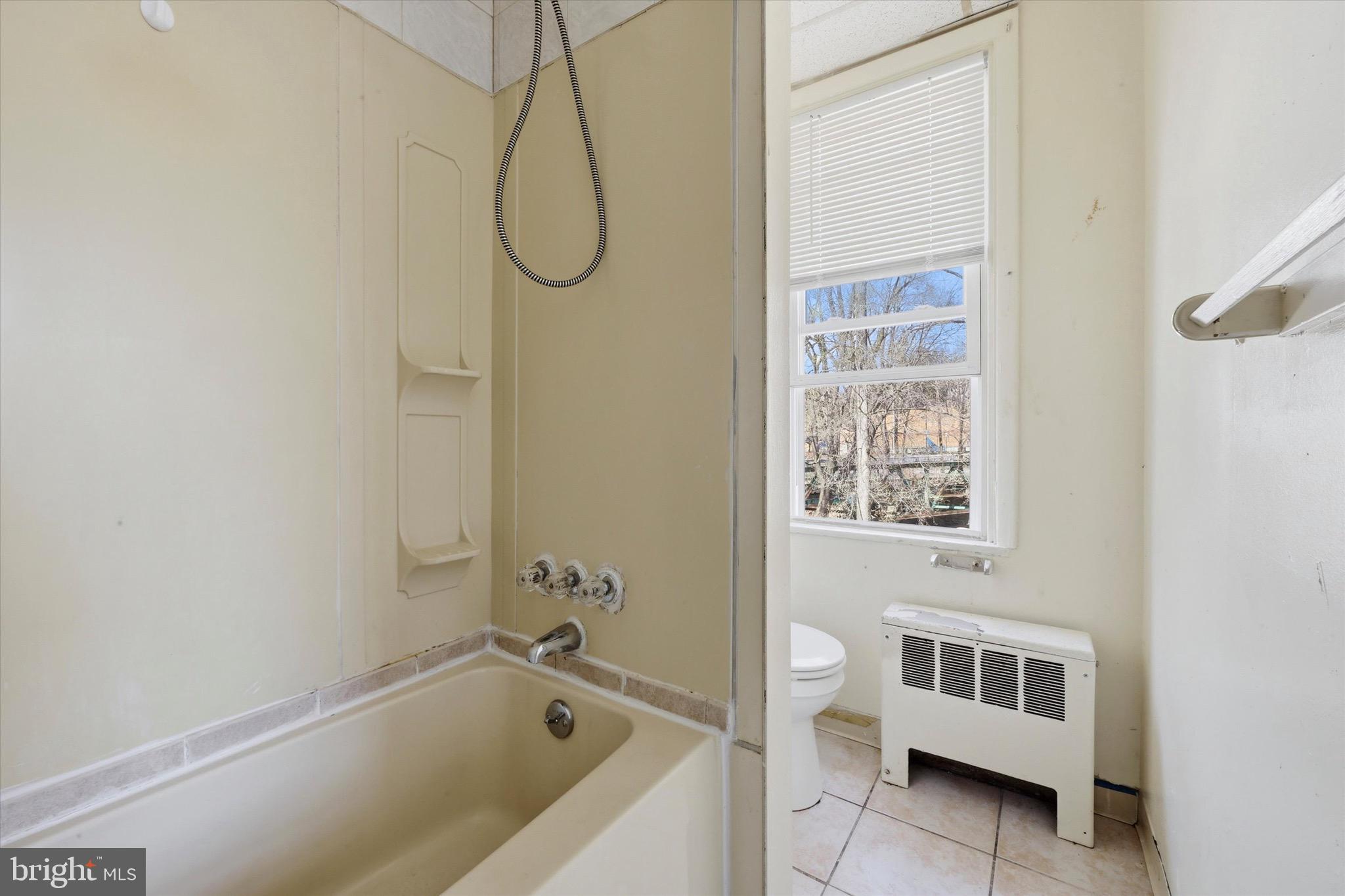 909 Springfield Road, Unit D Darby, PA 19023 - Photo 14 of 15