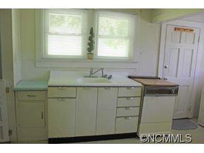 158 Putnam Road Canton, NC 28716 - Photo 12 of 16 Gallery Image 12