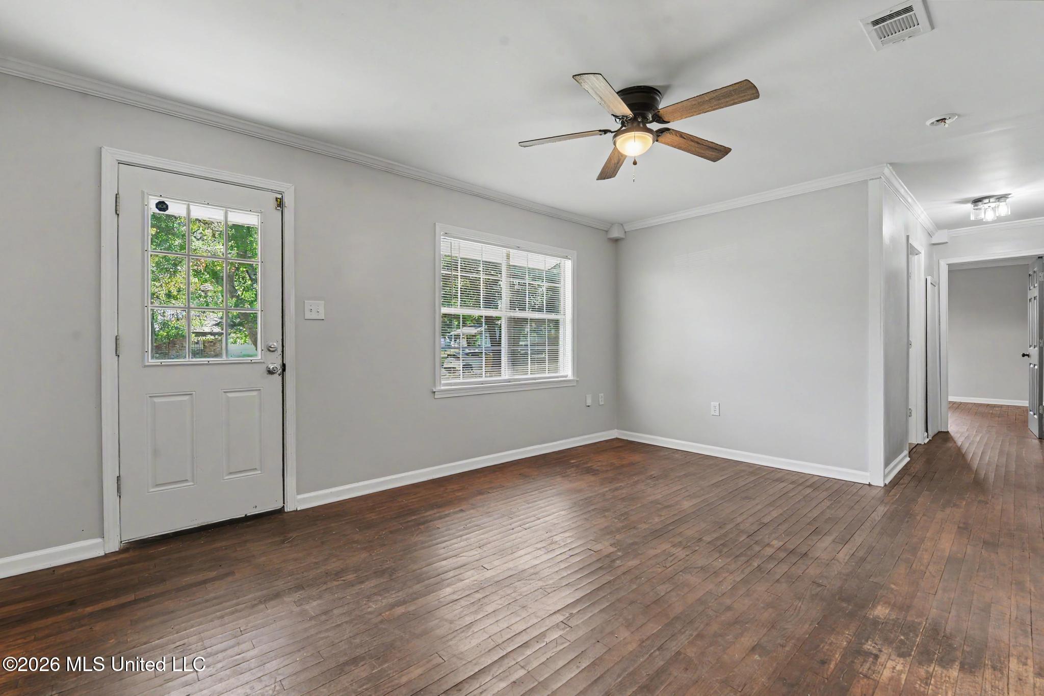 4301 Briggs Street Moss Point, MS 39563 - Photo 3 of 19 003