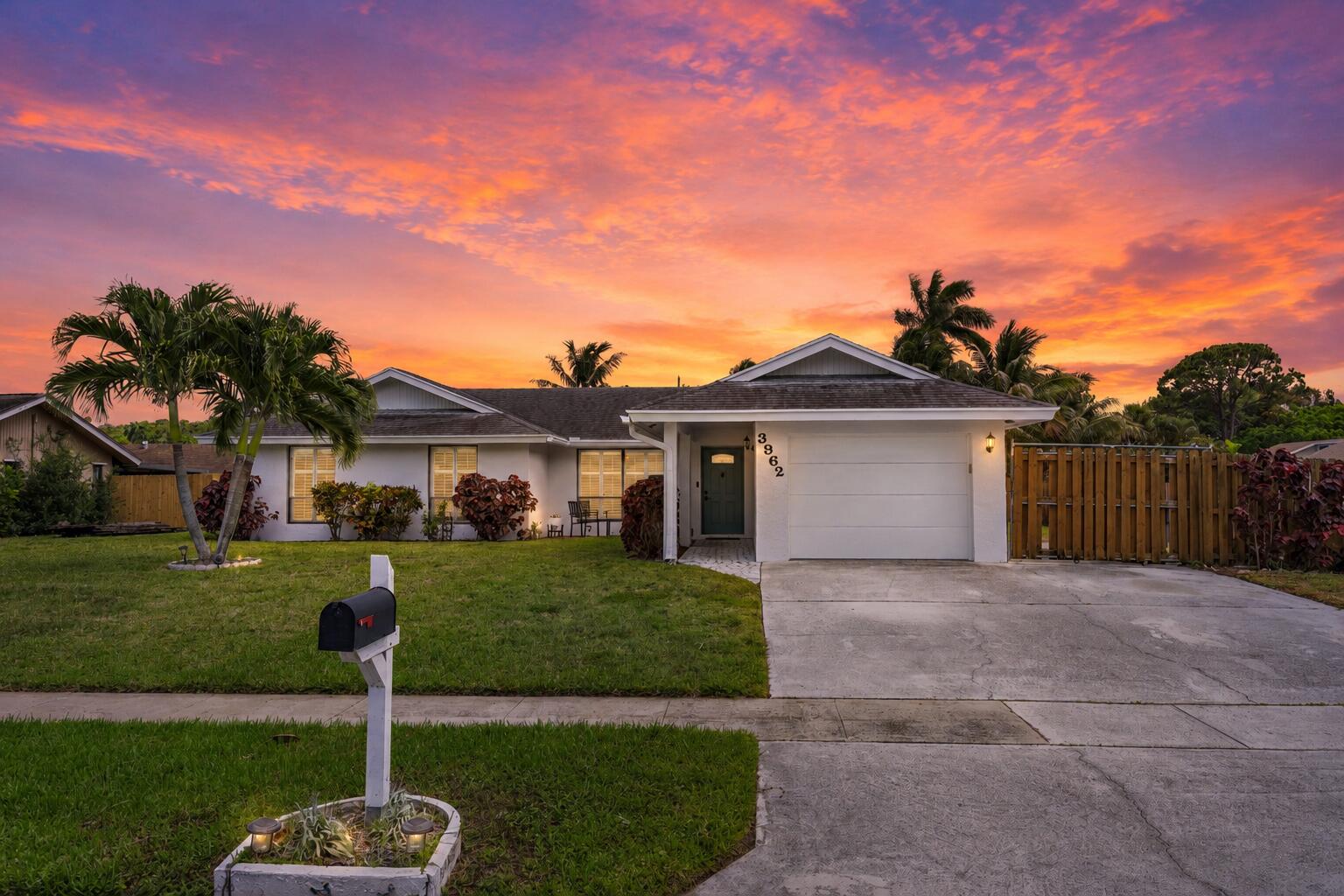 3962 Winfield Road Boynton Beach, FL 33436 - Photo 3 of 22 3962 Winfield Rd