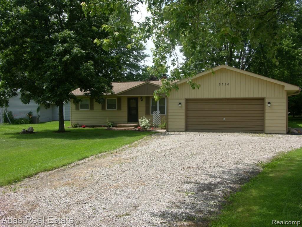 5326 Wakefield Road Grand Blanc, MI 48439 - Photo 2 of 16 front 2.jpg