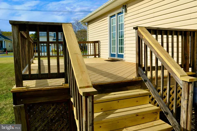 $410,000 | 200 Powell Street, Fredericksburg, VA 22408