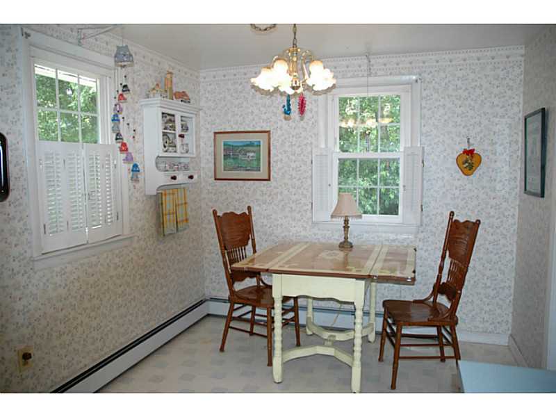 71 Burdickville Road Charlestown, RI 02813 - Photo 7 of 21 Dining Area.
