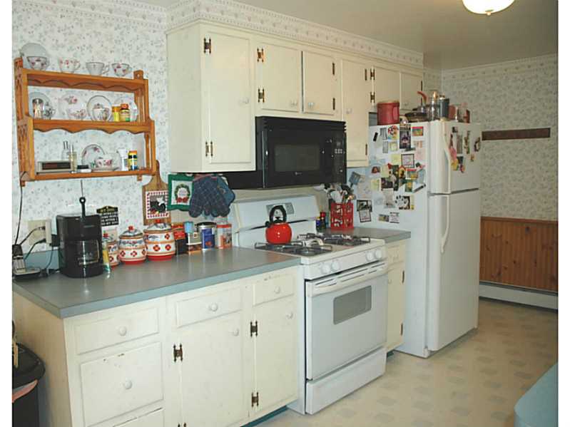 71 Burdickville Road Charlestown, RI 02813 - Photo 9 of 21 Kitchen.