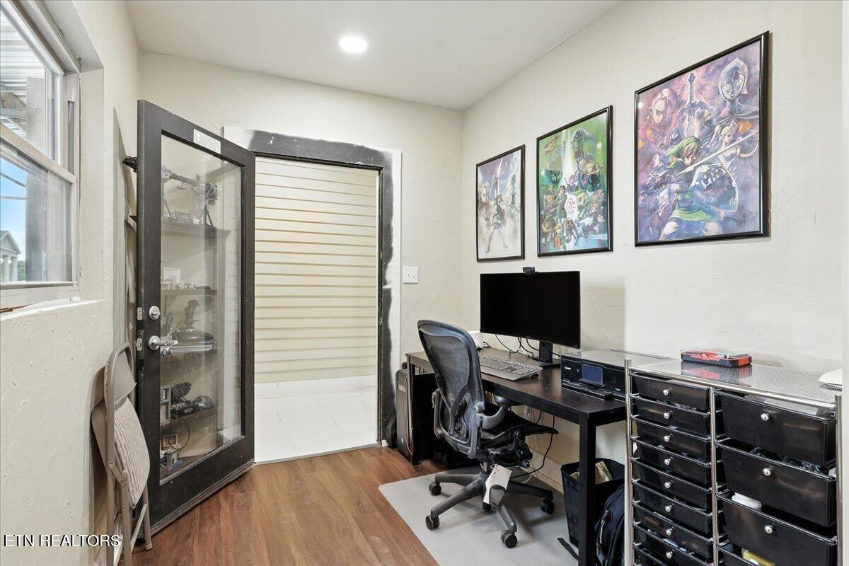 321 High Street Maryville, TN 37804 - Photo 36 of 46 Hall to Flexspace