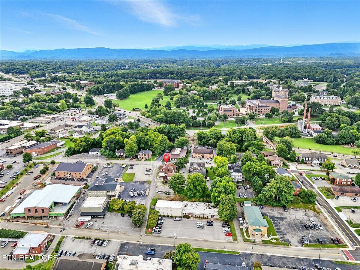 321 High Street Maryville, TN 37804 - Photo 43 of 46 Walk to Maryville College