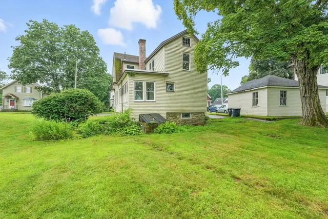 $329,000 | 20 Glover Street, Southbridge, MA 01550
