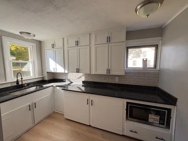 $329,000 | 20 Glover Street, Southbridge, MA 01550