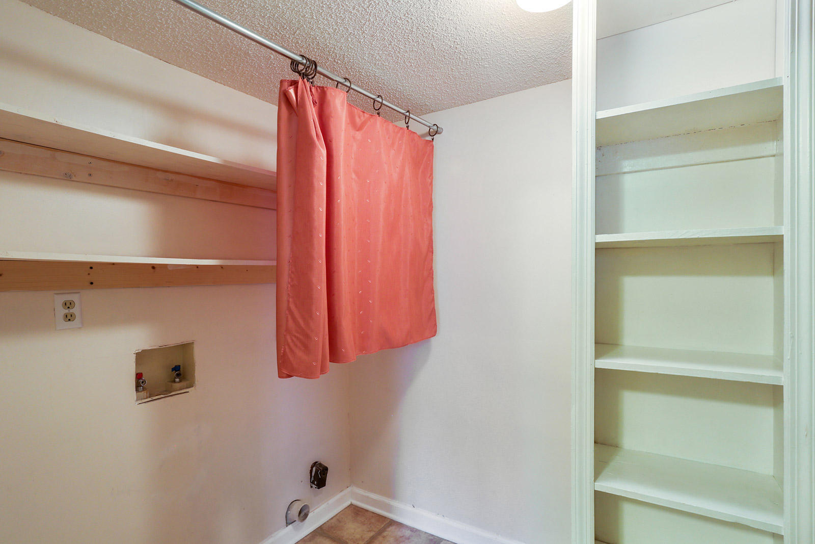 302 Springview Lane, Unit 8 Summerville, SC 29485 - Photo 13 of 25 021_1600x1067_
