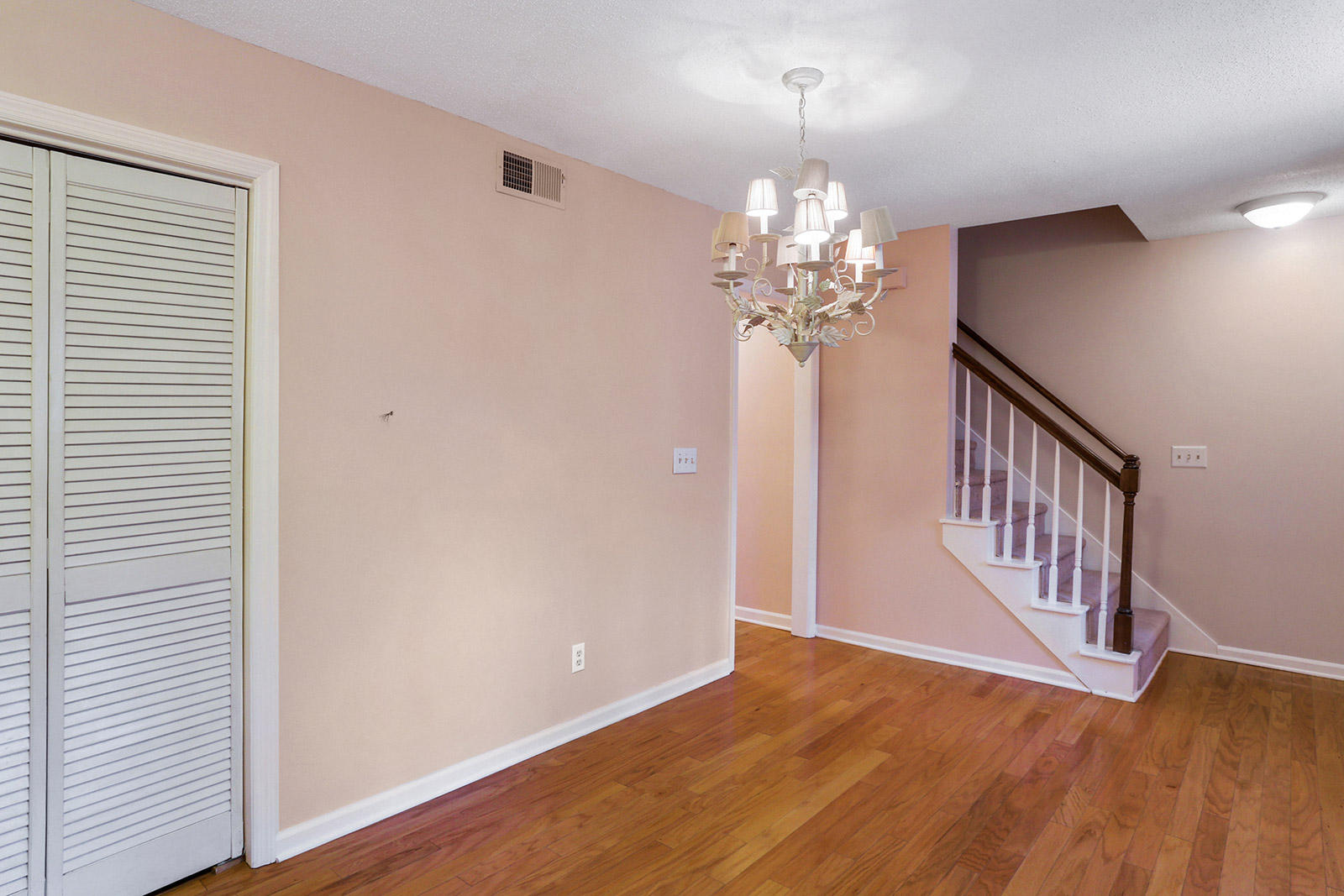 302 Springview Lane, Unit 8 Summerville, SC 29485 - Photo 14 of 25 012_1600x1067_