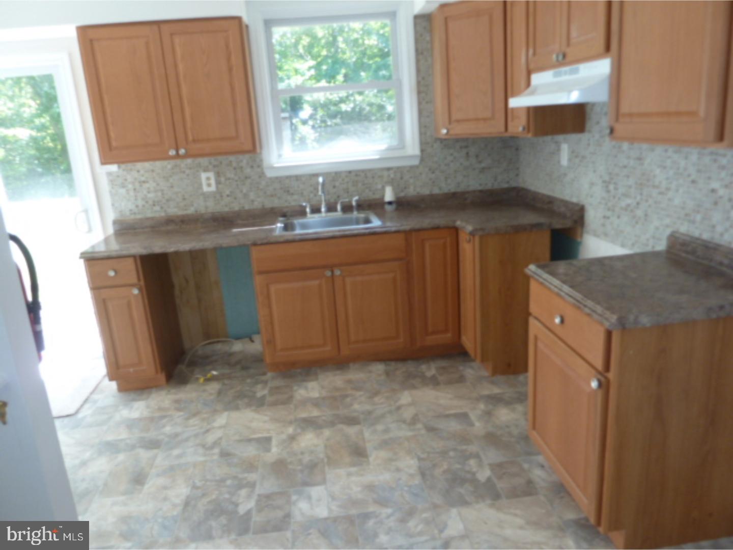 806 Bentley Road Lindenwold, NJ 08021 - Photo 8 of 15