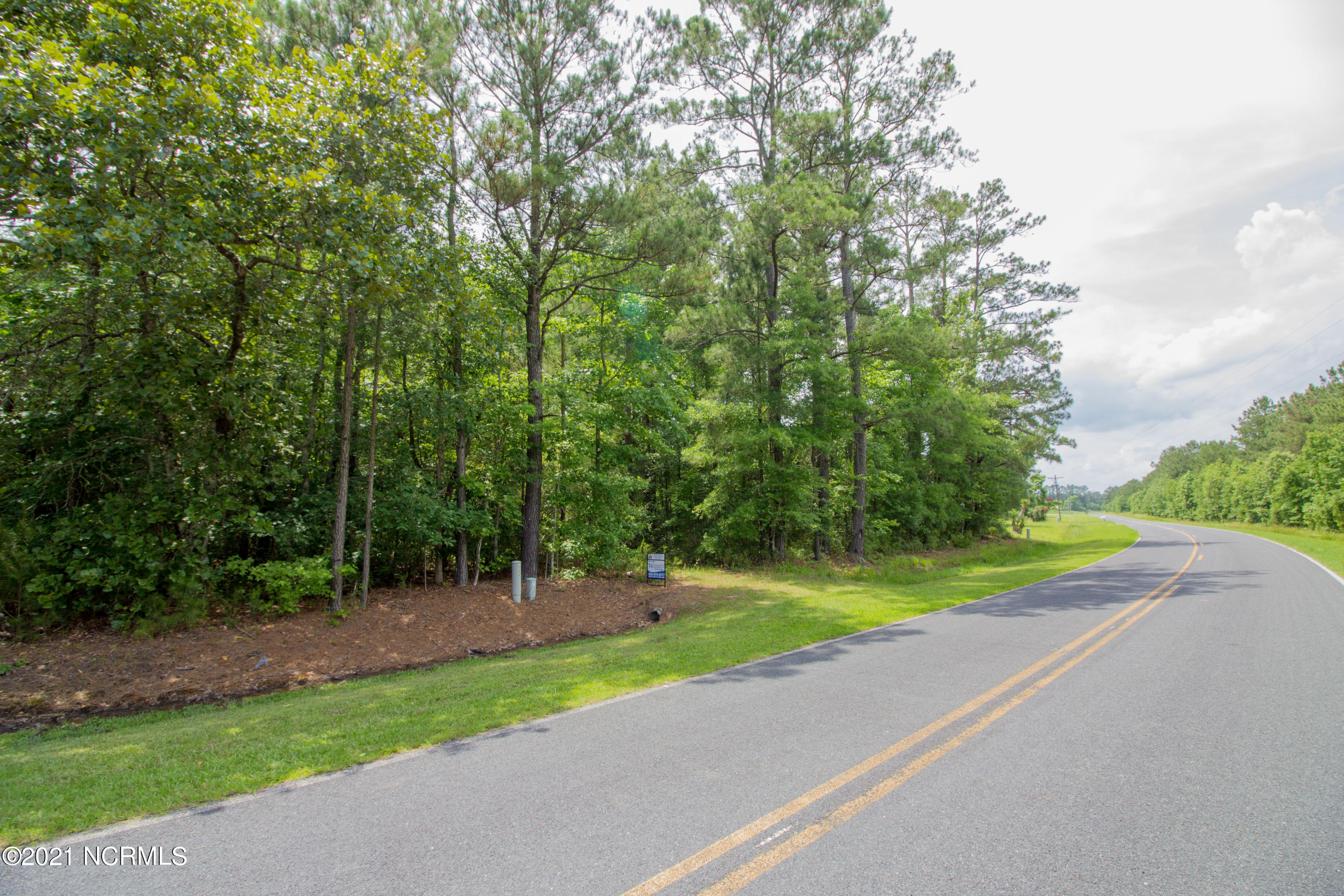 77 Wheat Patch Road Belhaven, NC 27810 - Photo 21 of 26 Streetside view